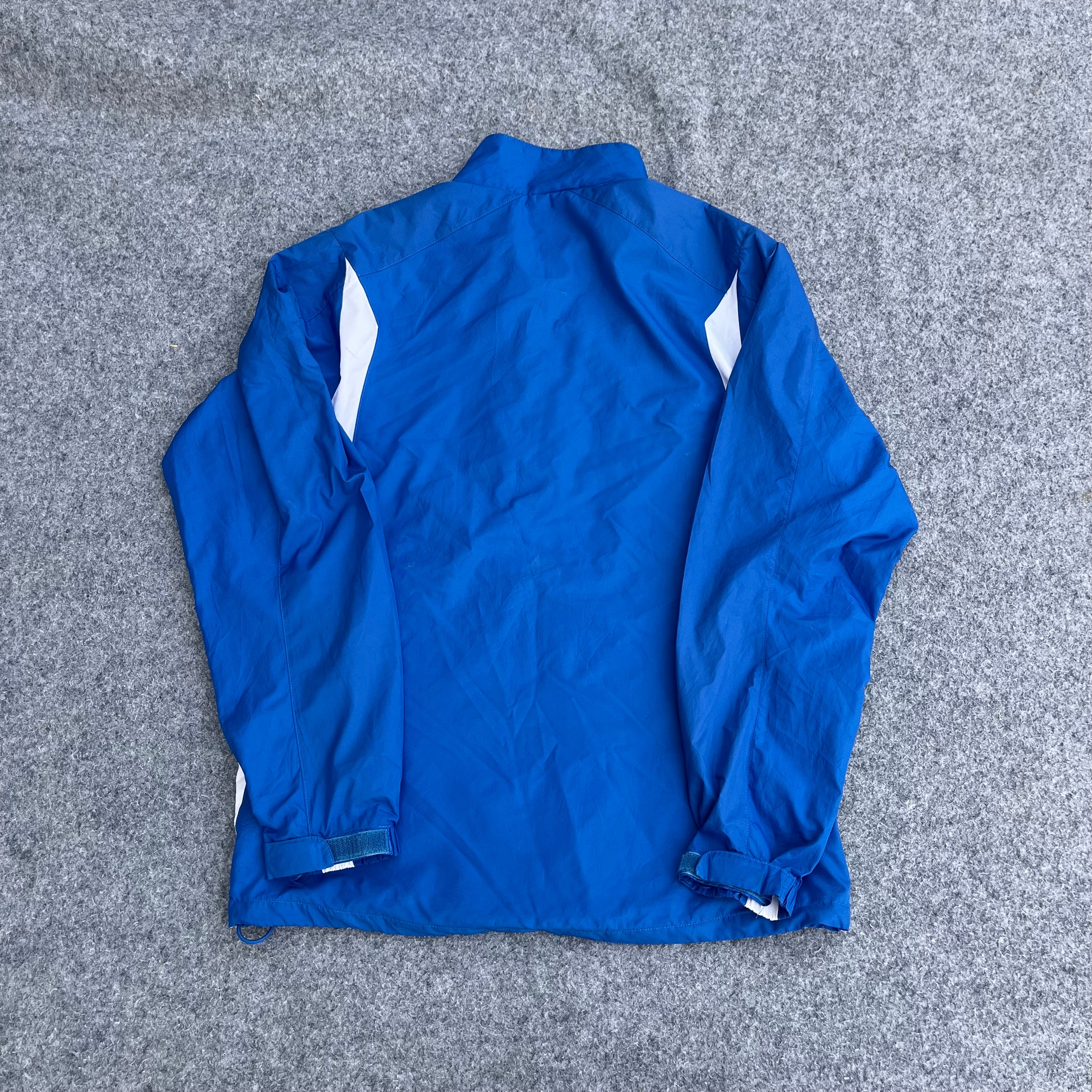 NIKE (50)