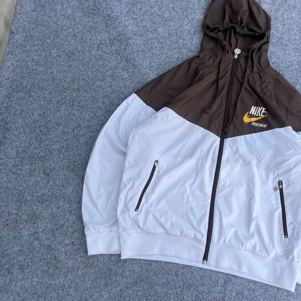 NIKE (58)