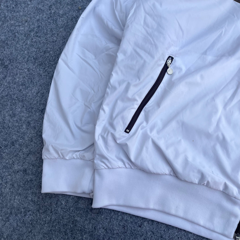 NIKE (58)