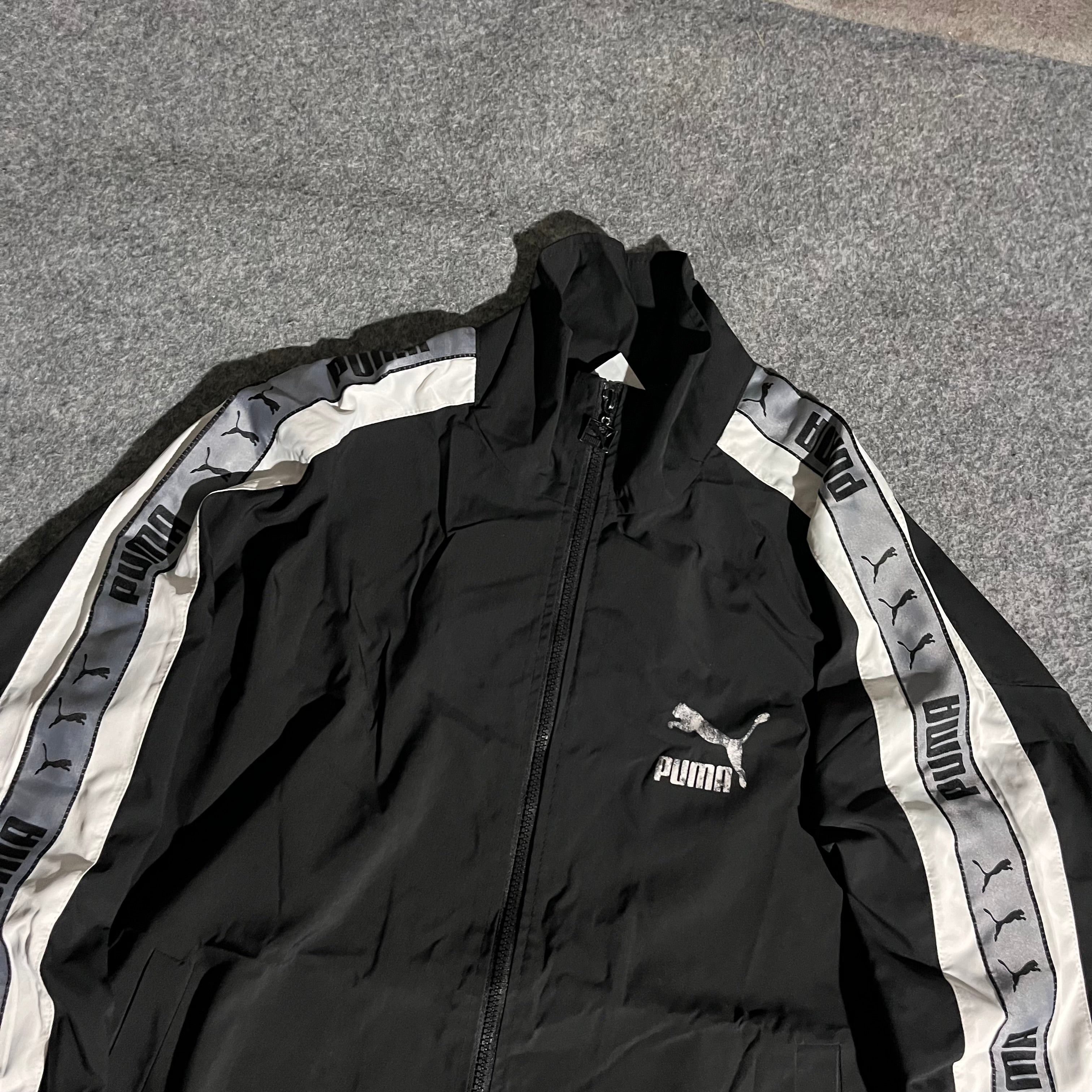 VINTAGE PUMA