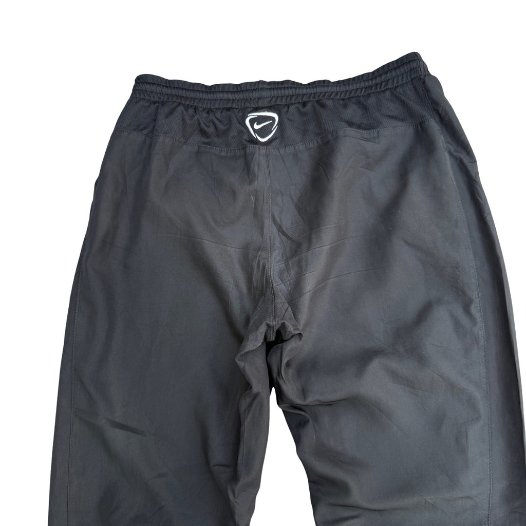 NIKE (383)