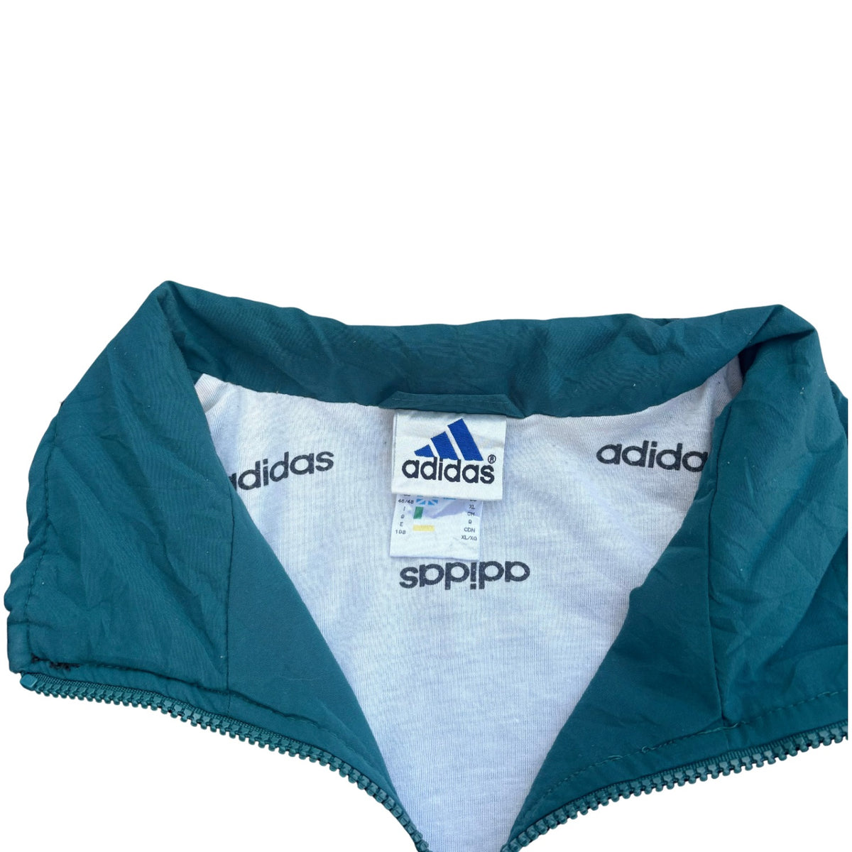 VINTAGE ADIDAS (727) (3XL FITS )