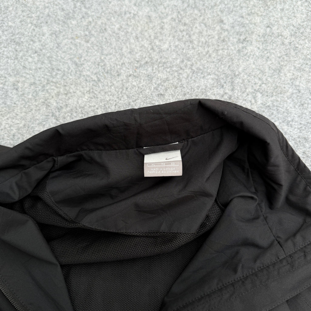 NIKE WINDCHETER (129)