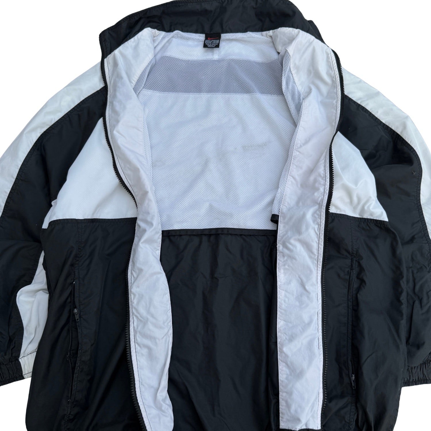 ADIDAS WINDBREAKER (352)