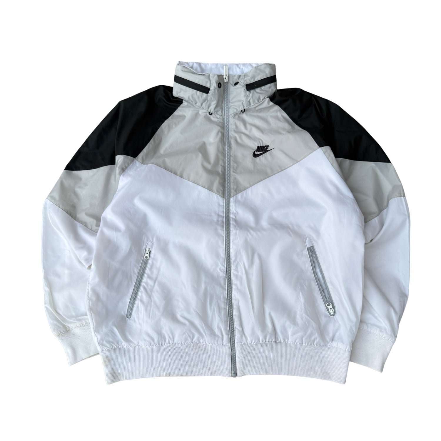 VINTAGE NIKE WINDCHEATER (373)