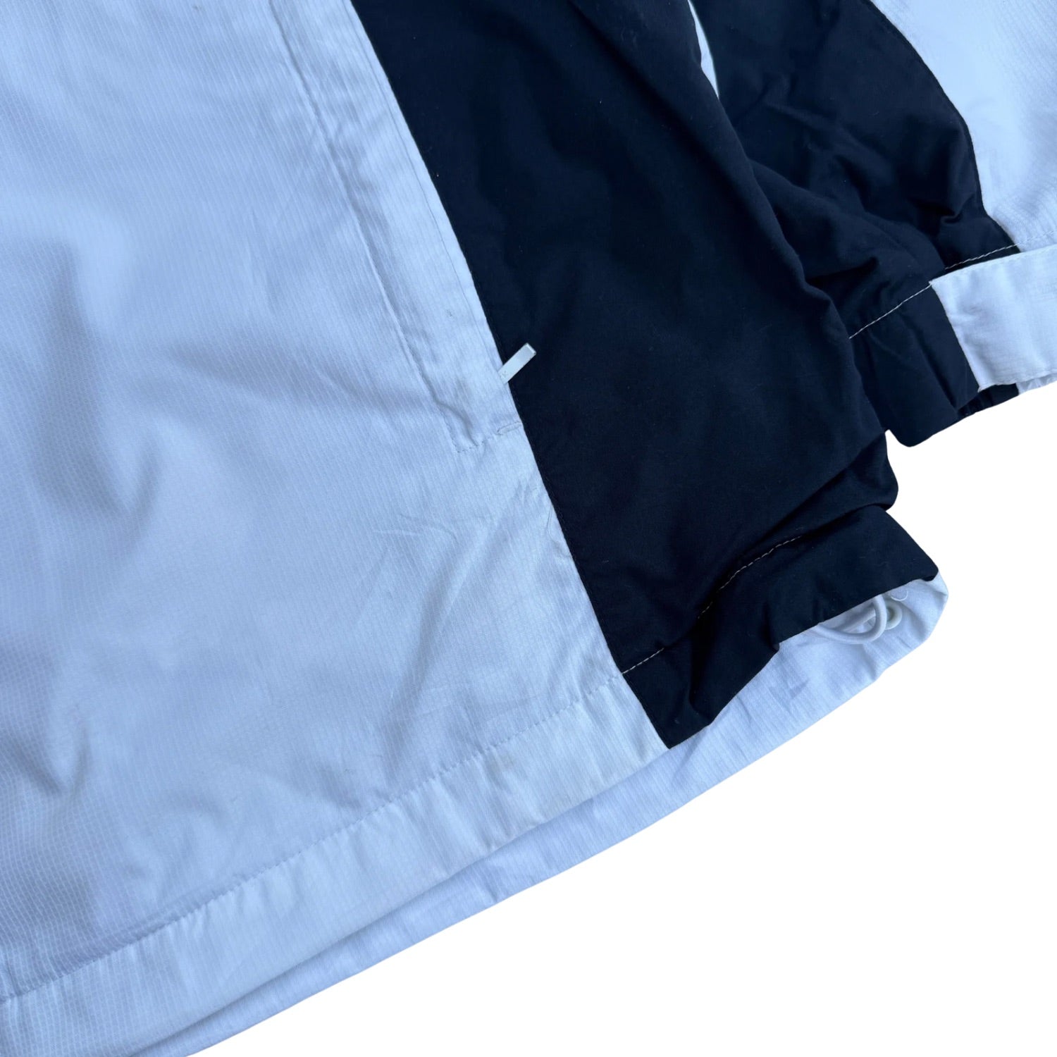 NIKE WINDCHEATER (398)