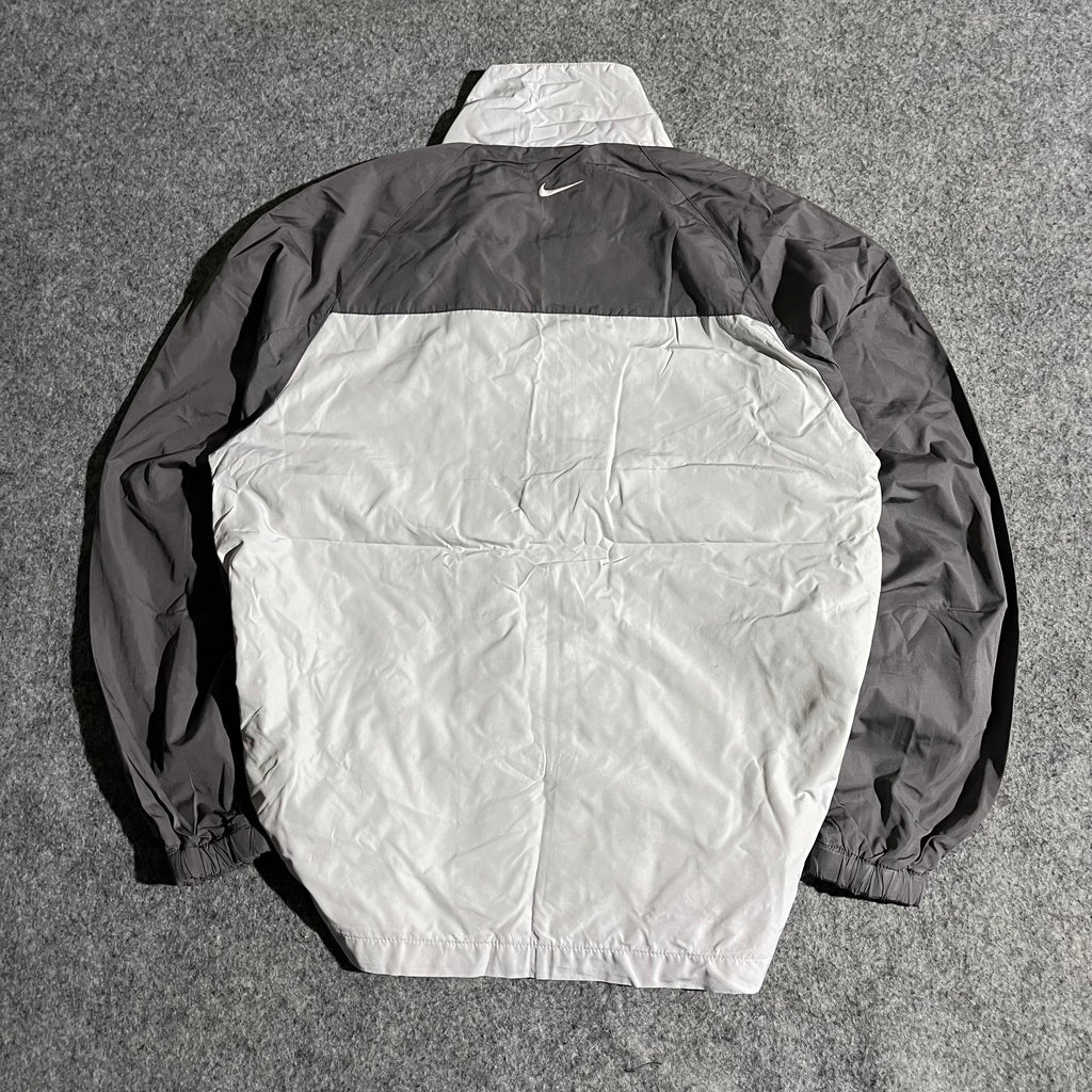 VINTAGE BEST NIKE