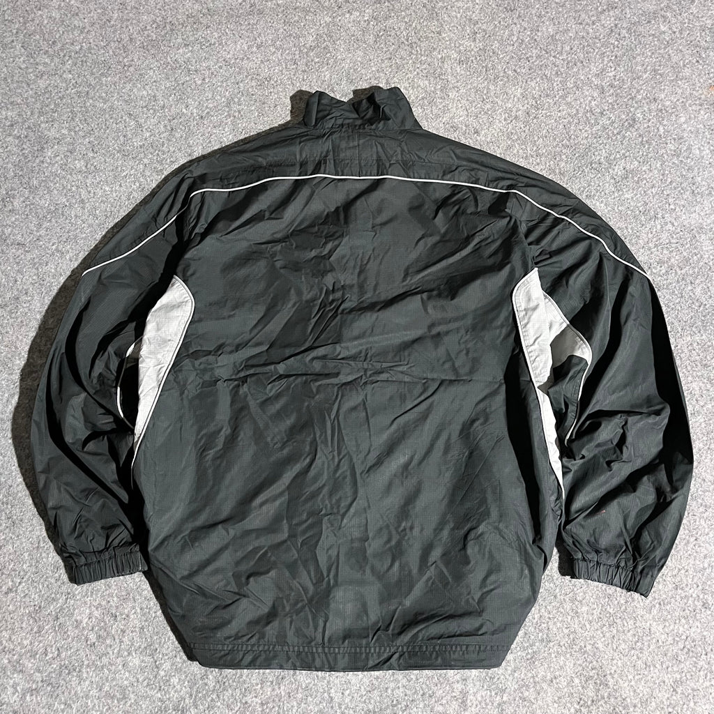 VINTAGE BLACK NIKE