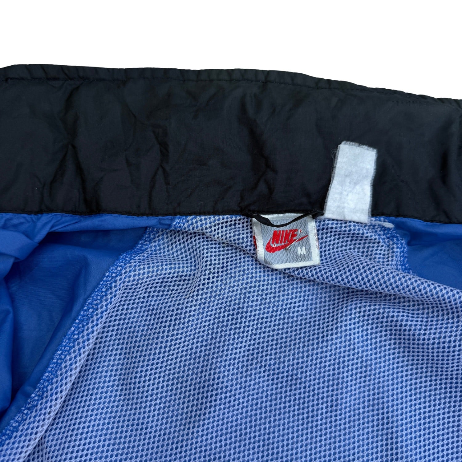 NIKE WINDCHEATER (335) LIGHTWEIGHT