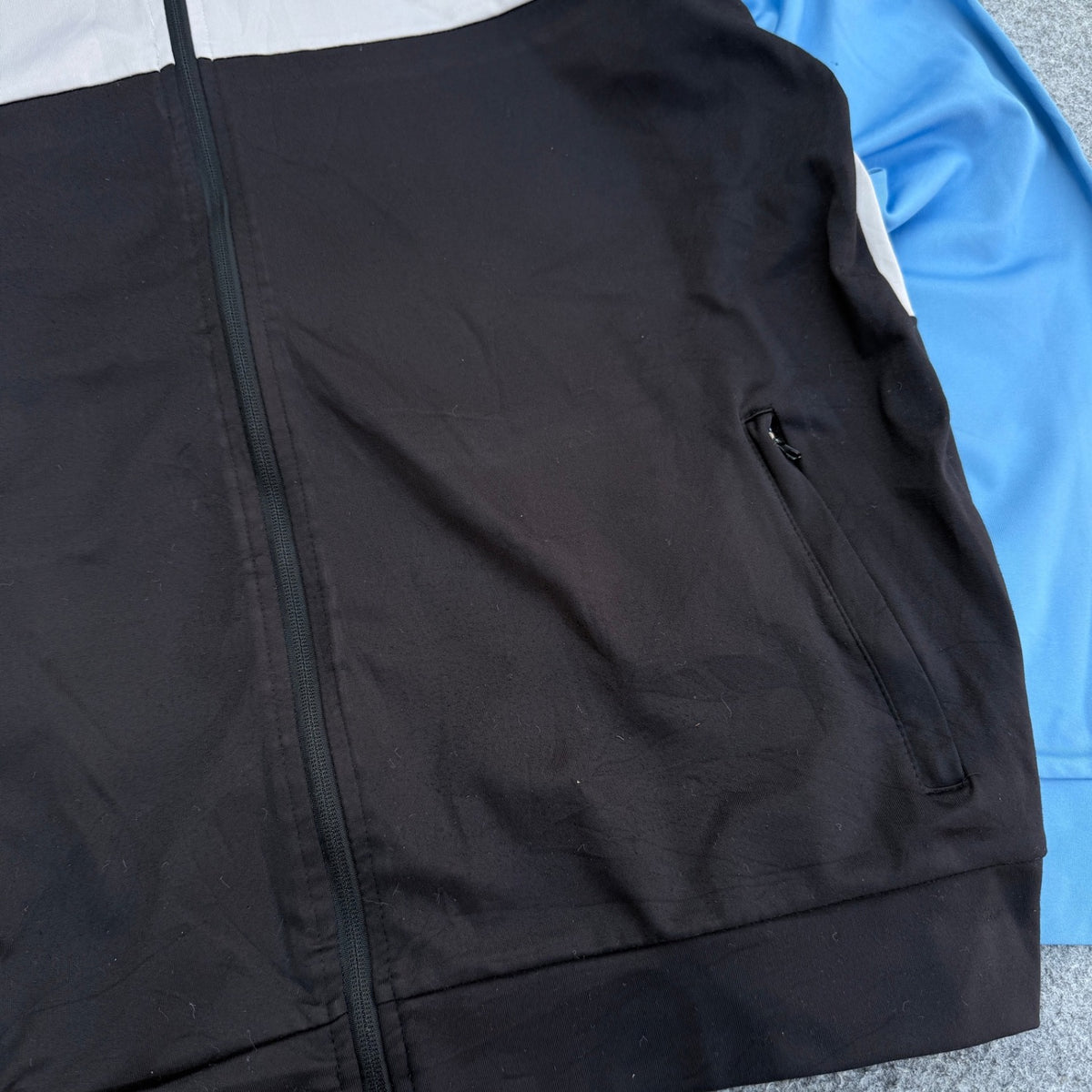 NIKE SWOOSH (659)
