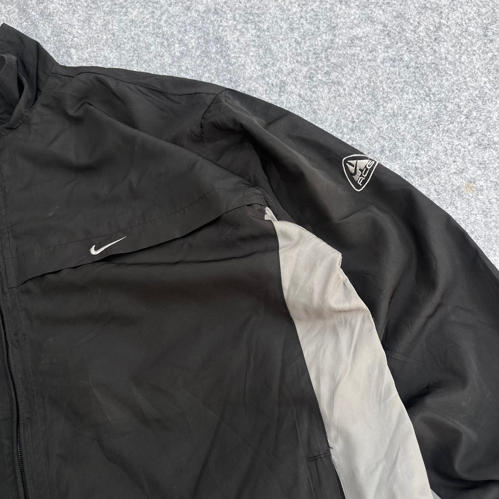 VINTAGE NIKE (52)