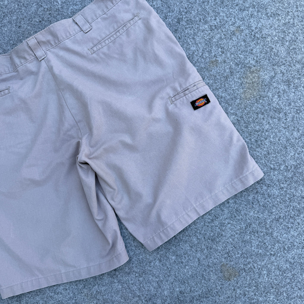 DICKIES (8)
