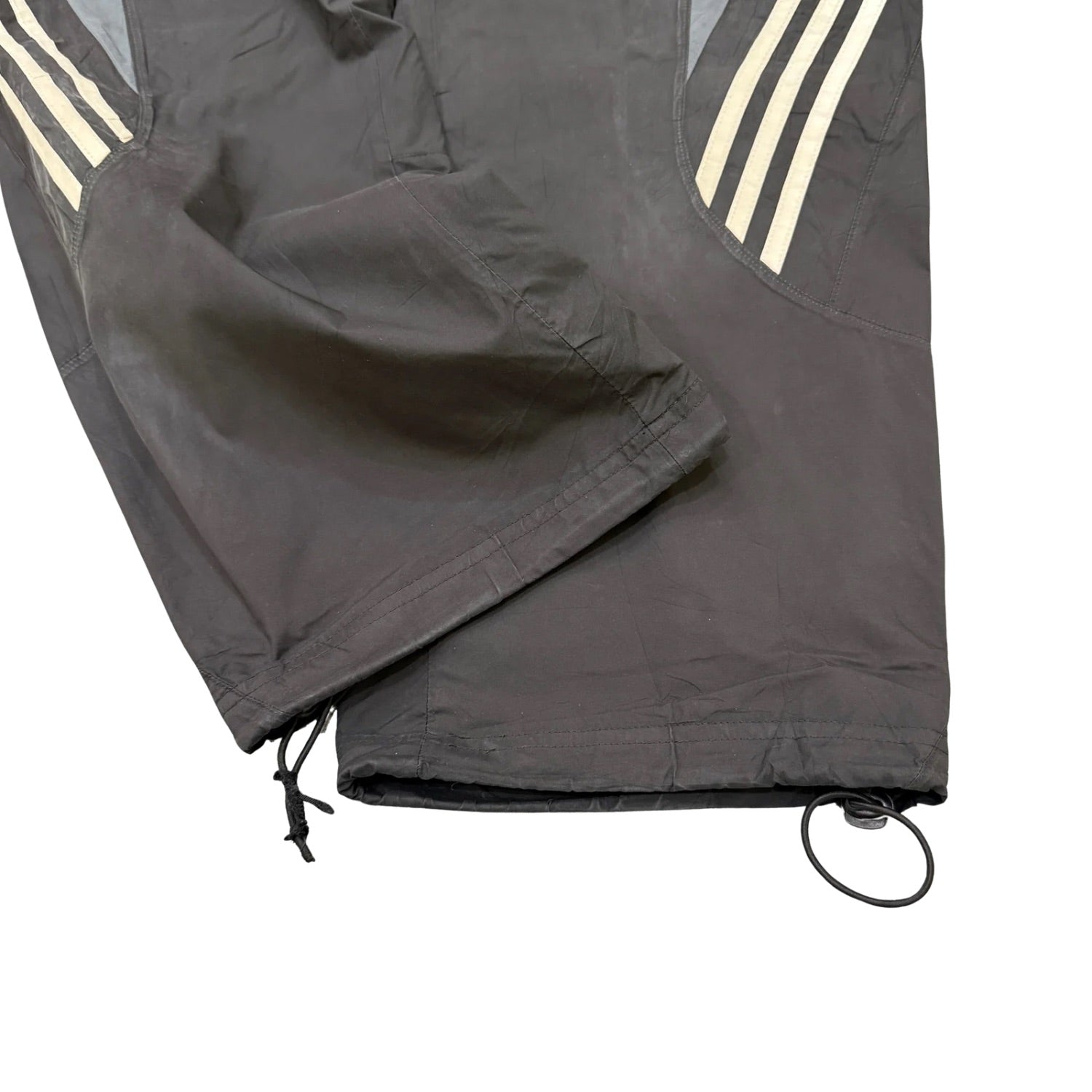 ADIDAS (323)
