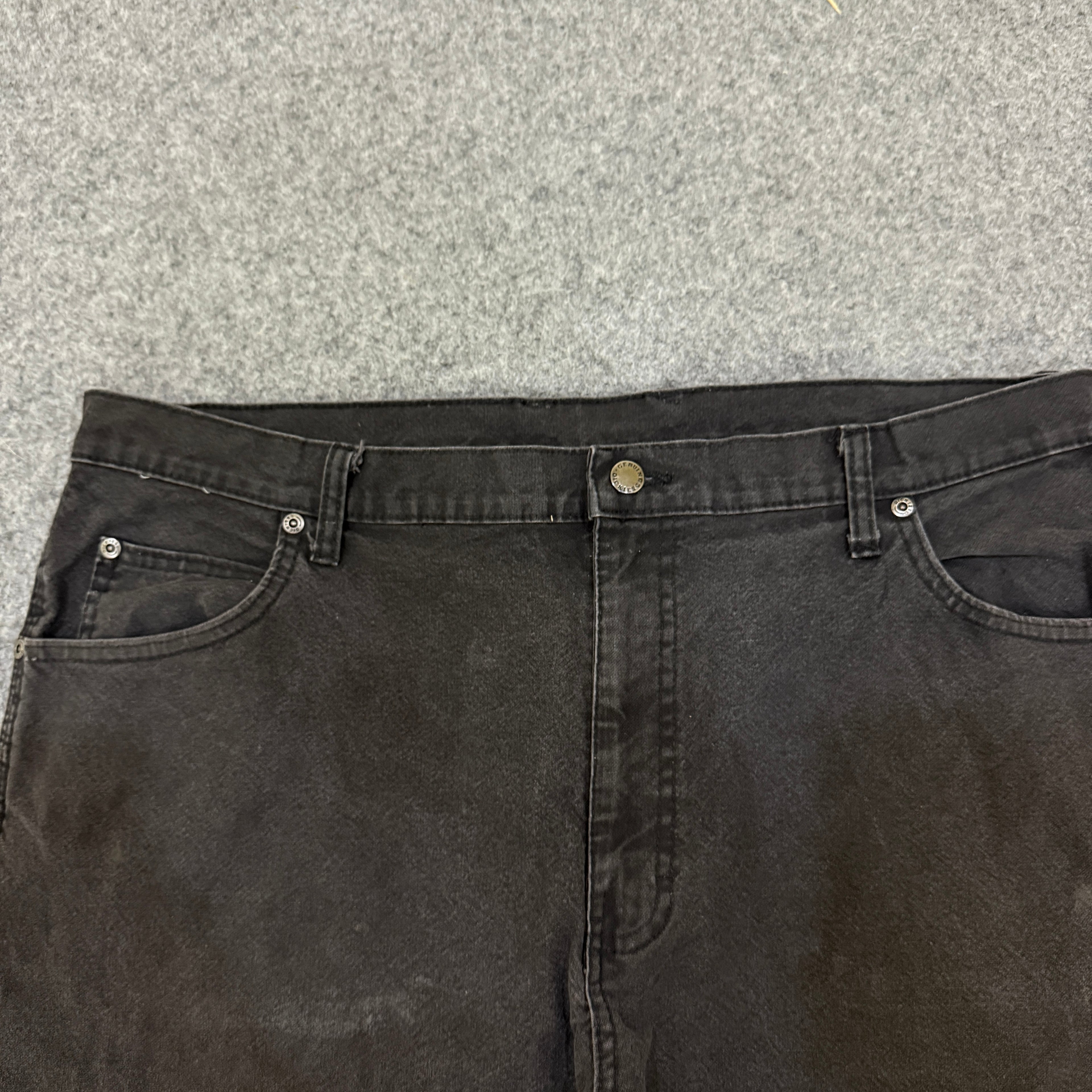 DICKIES (145)