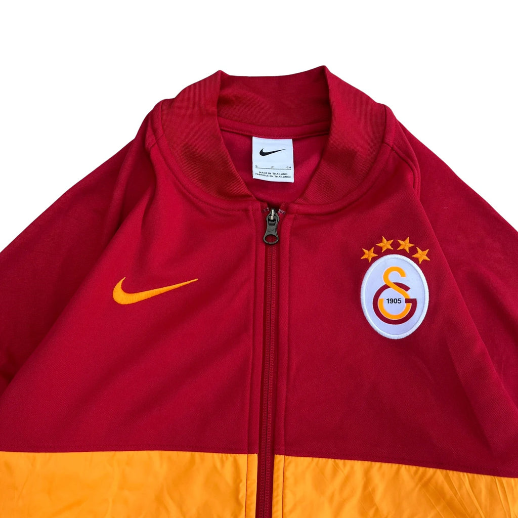 NIKE (721)