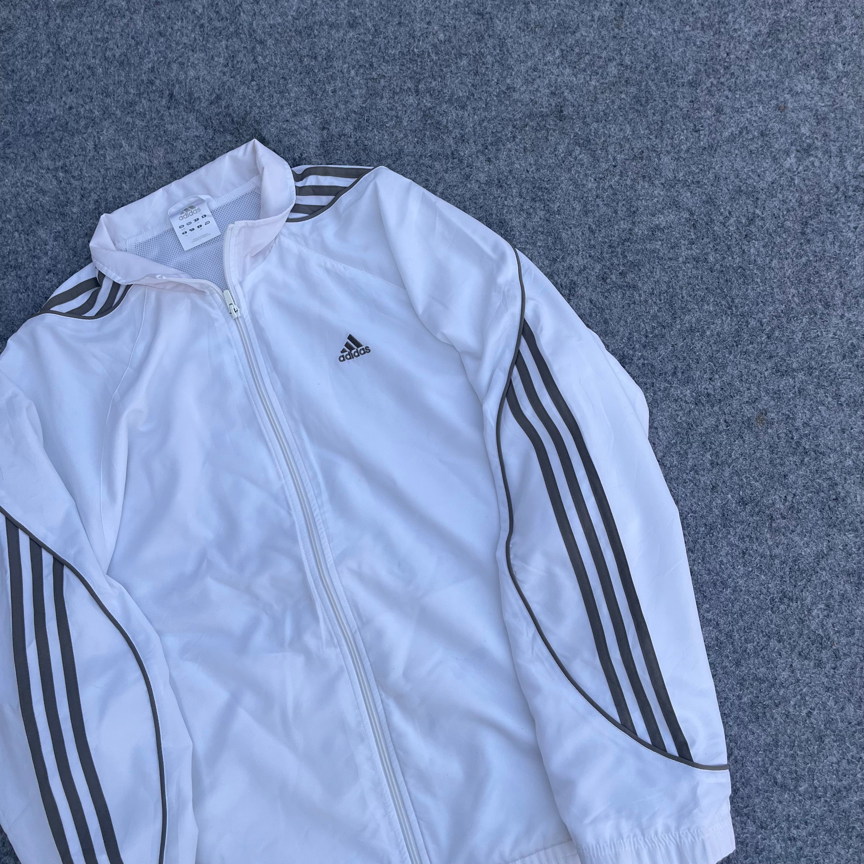 ADIDAS (51)