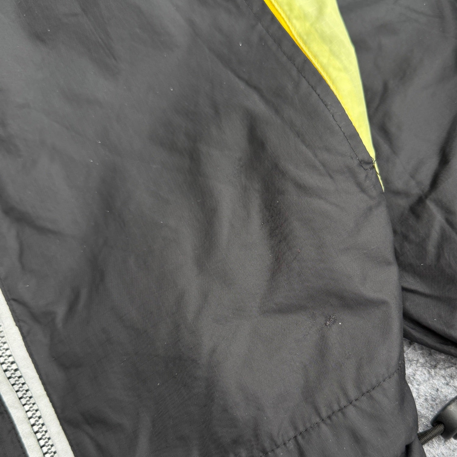 ASICS WINDCHETER (112)