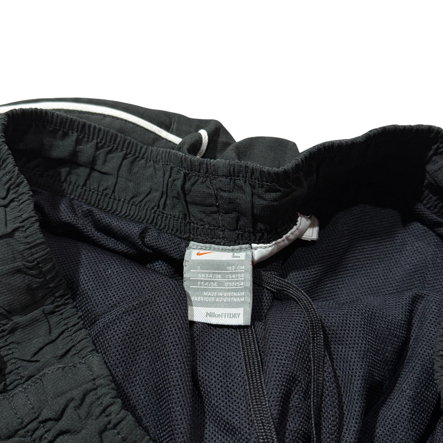 90S VINTAGE NIKE (RARE) 149