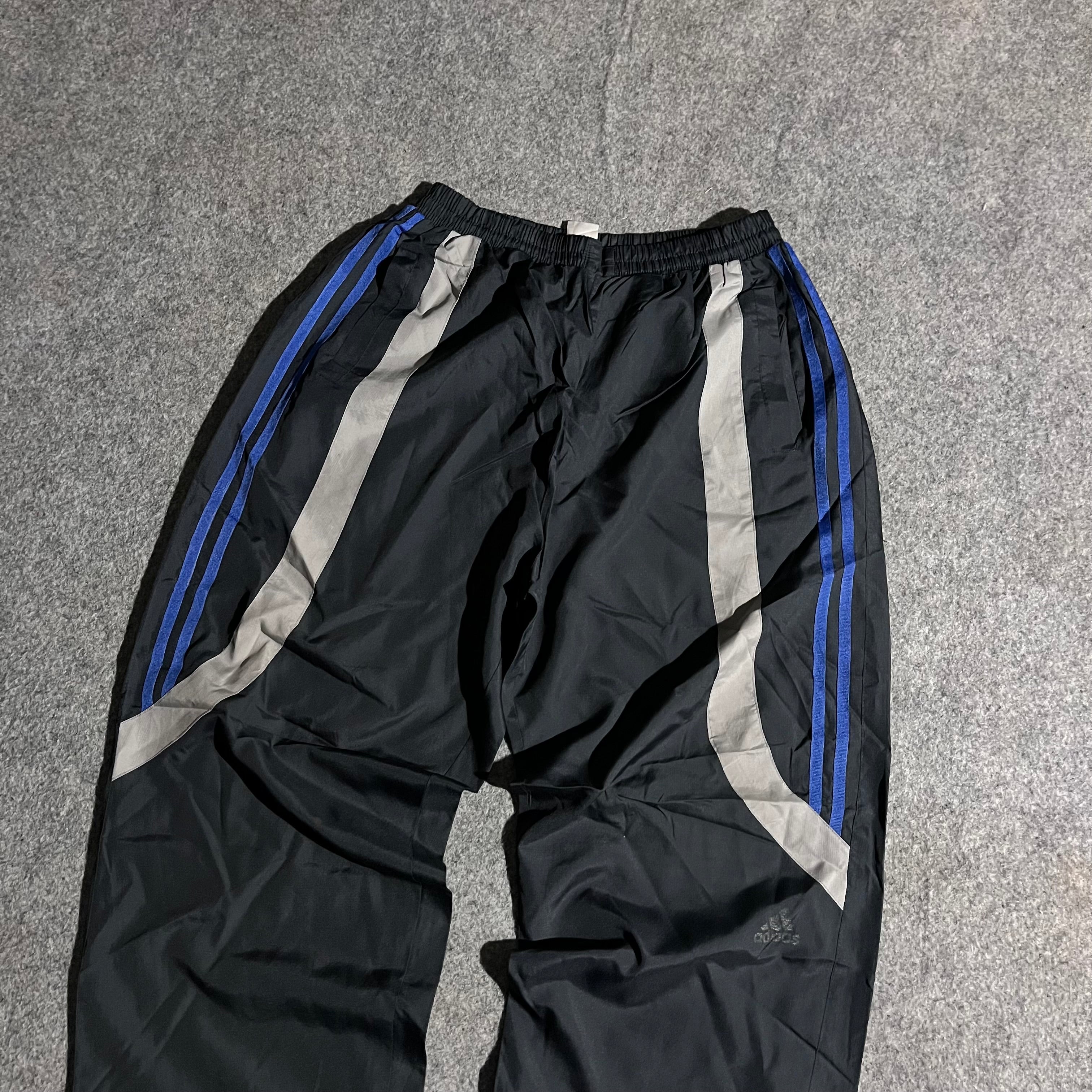 VINTAGE BAGGY ADIDAS