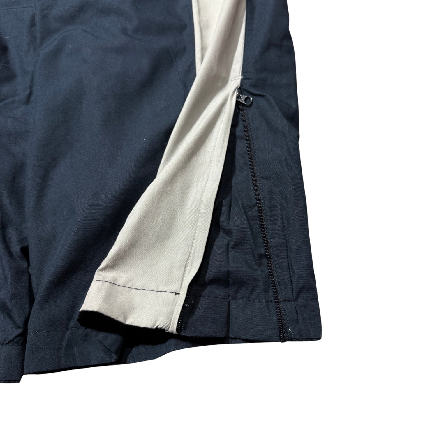 VINTAGE NIKE (RARE) (148)