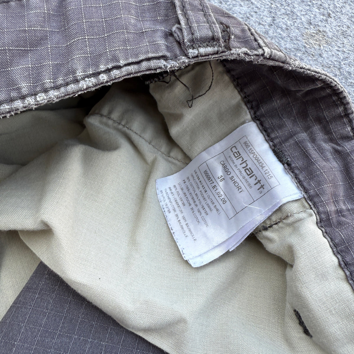 CARHARTT CARGO SHORTS (4)