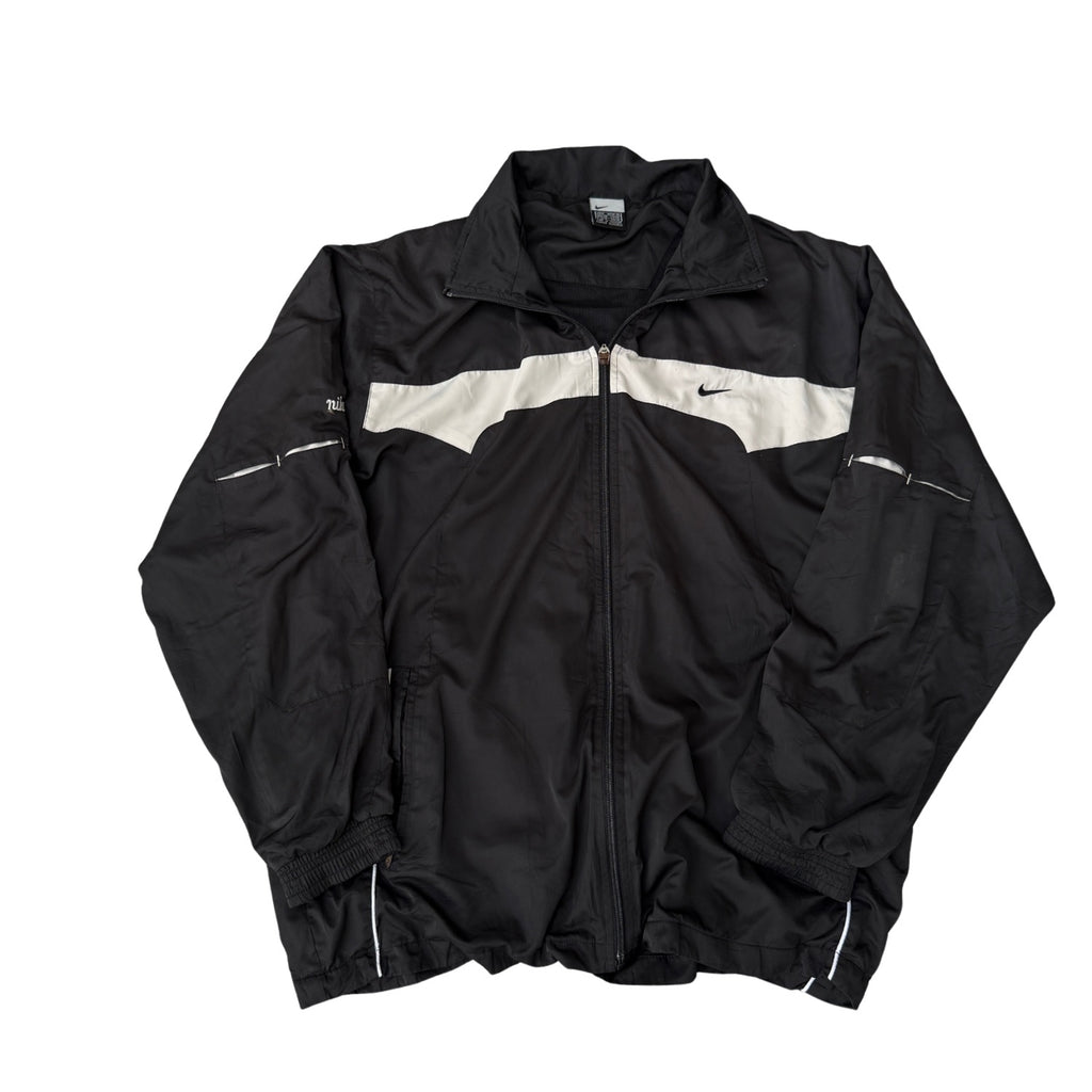 NIKE WINDCHEATER (384)