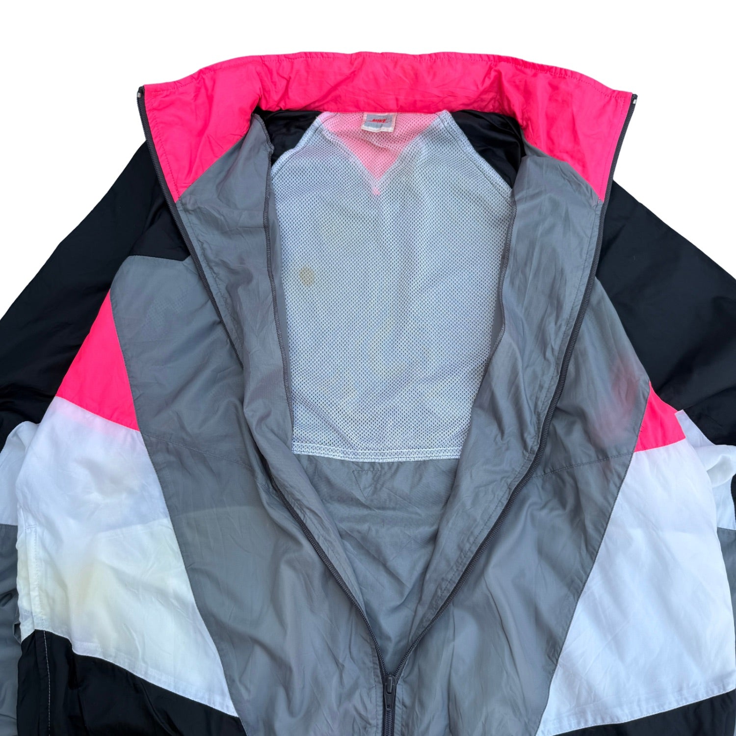 NIKE LIGHT WEIGHT WINDBREAKER (327)