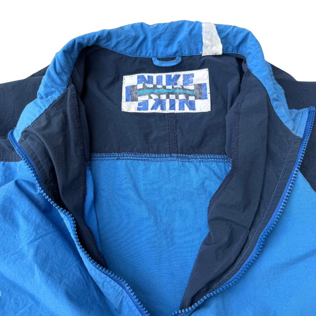 NIKE WINDBREAKER LIGHT WEIGHT (304)