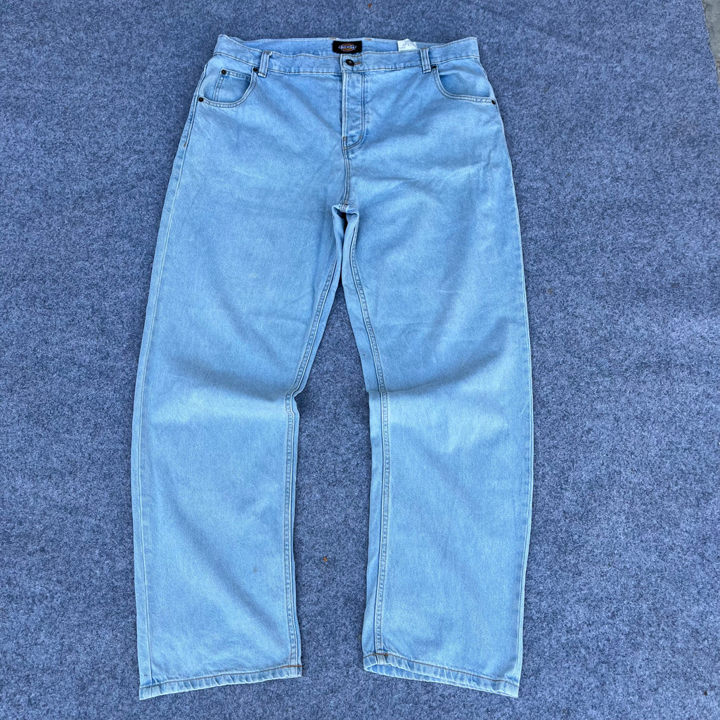DICKIES (94)