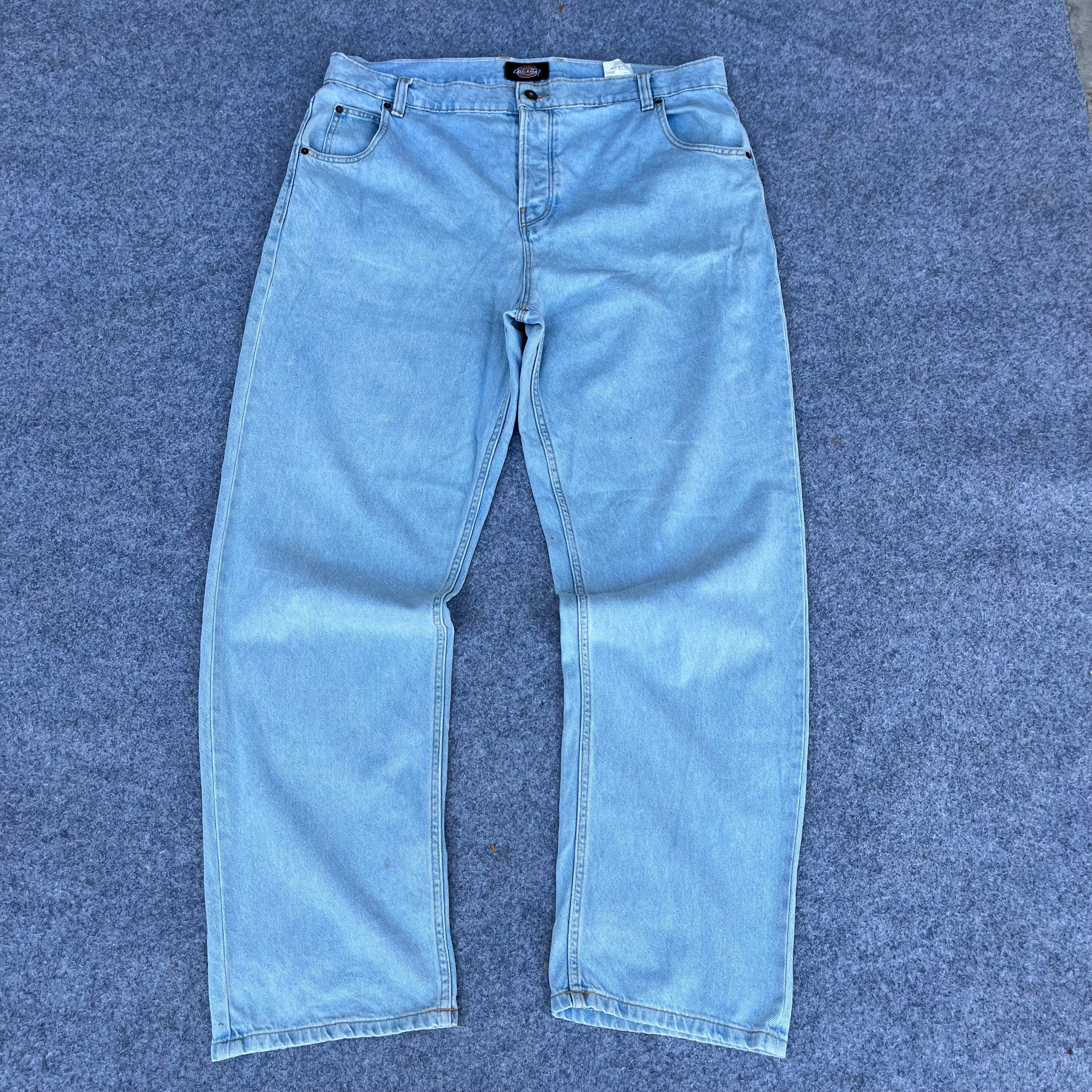 DICKIES (94)