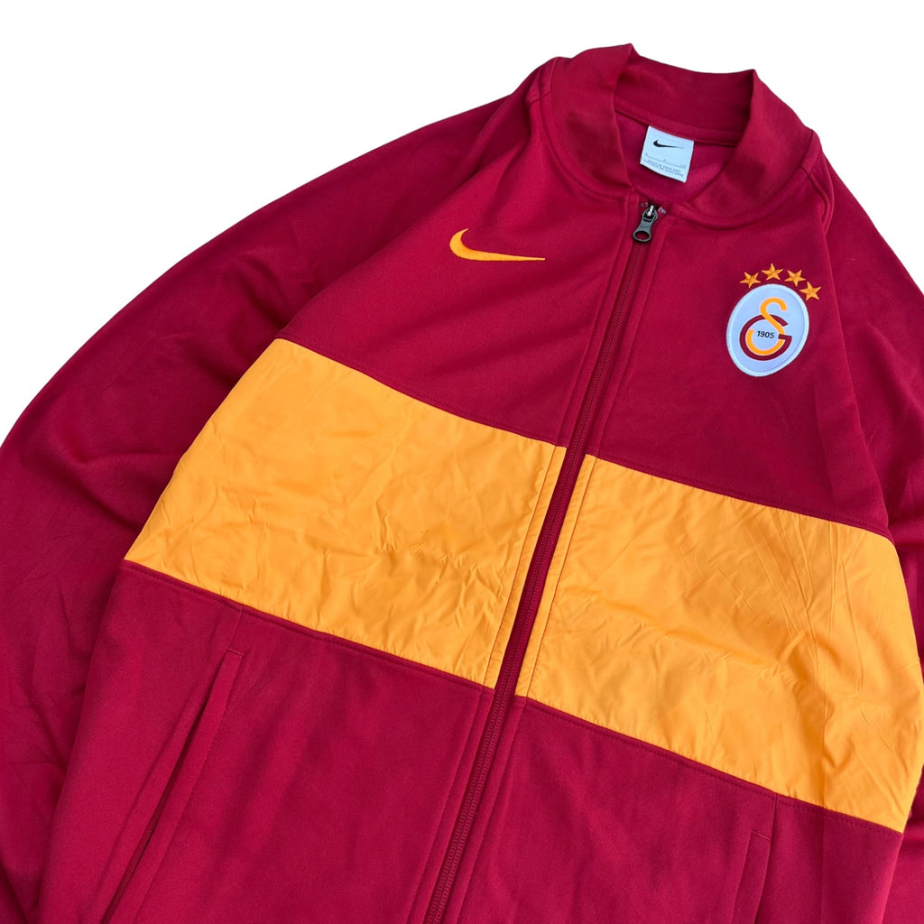 NIKE (721)
