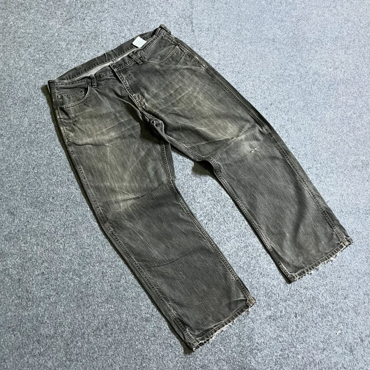 BLACK CARHARTT