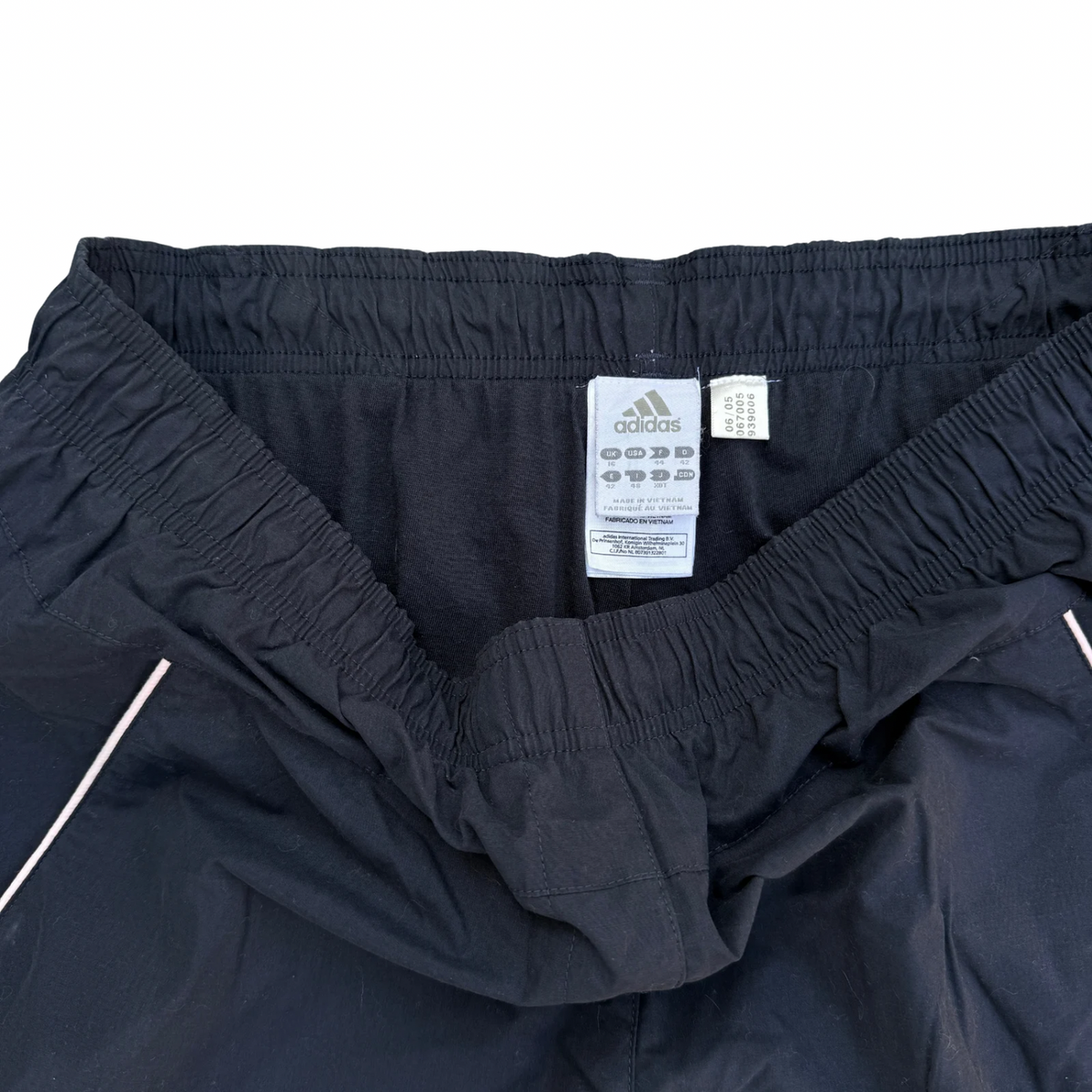 ADIDAS JOGGER (421)