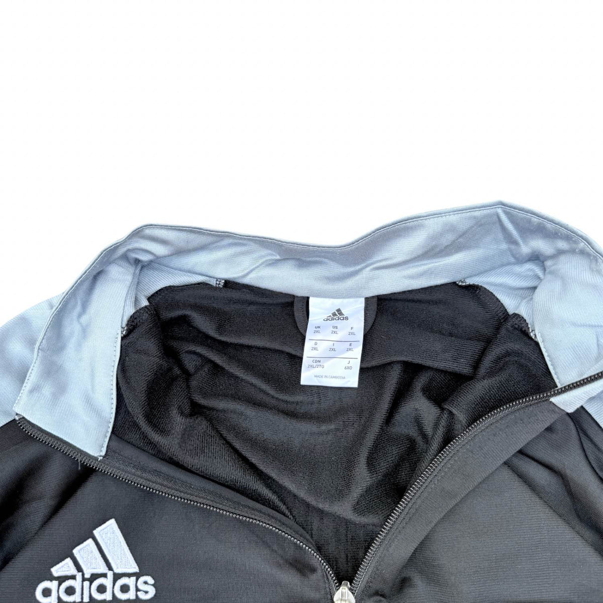 ADIDAS ZIPPER (561)