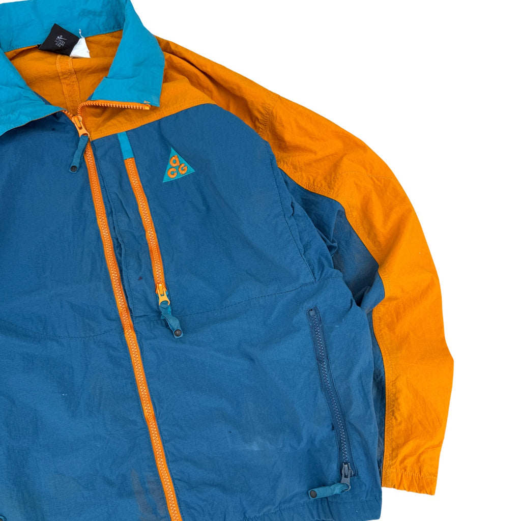 NIKE WINDBREAKER (678)