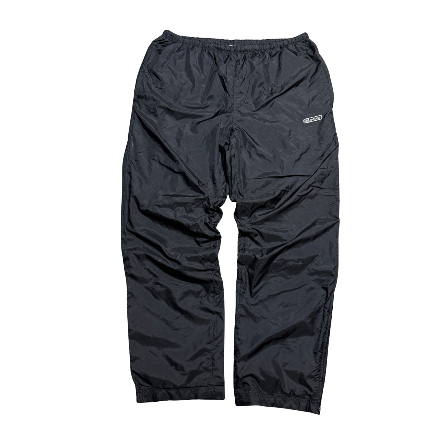 VINTAGE BLACK ADIDAS (127)