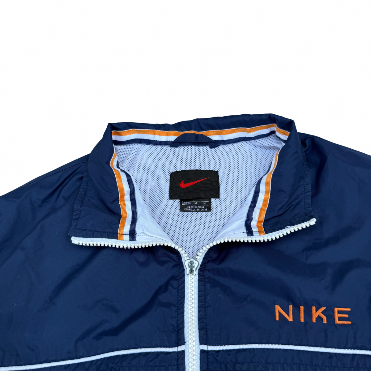 VINTAGE NIKE (623)