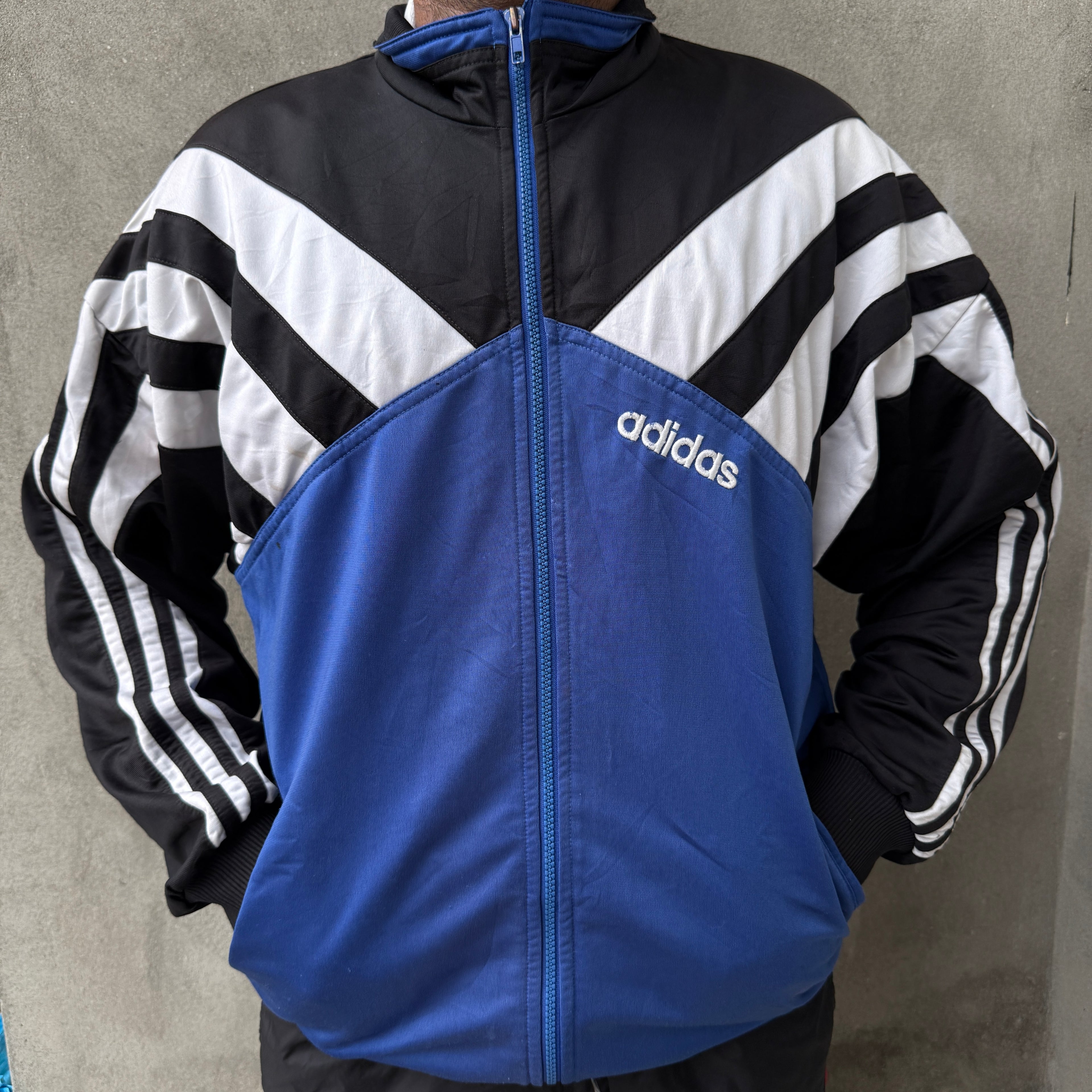 VINTAGE ADIDAS ZIPPER (370)