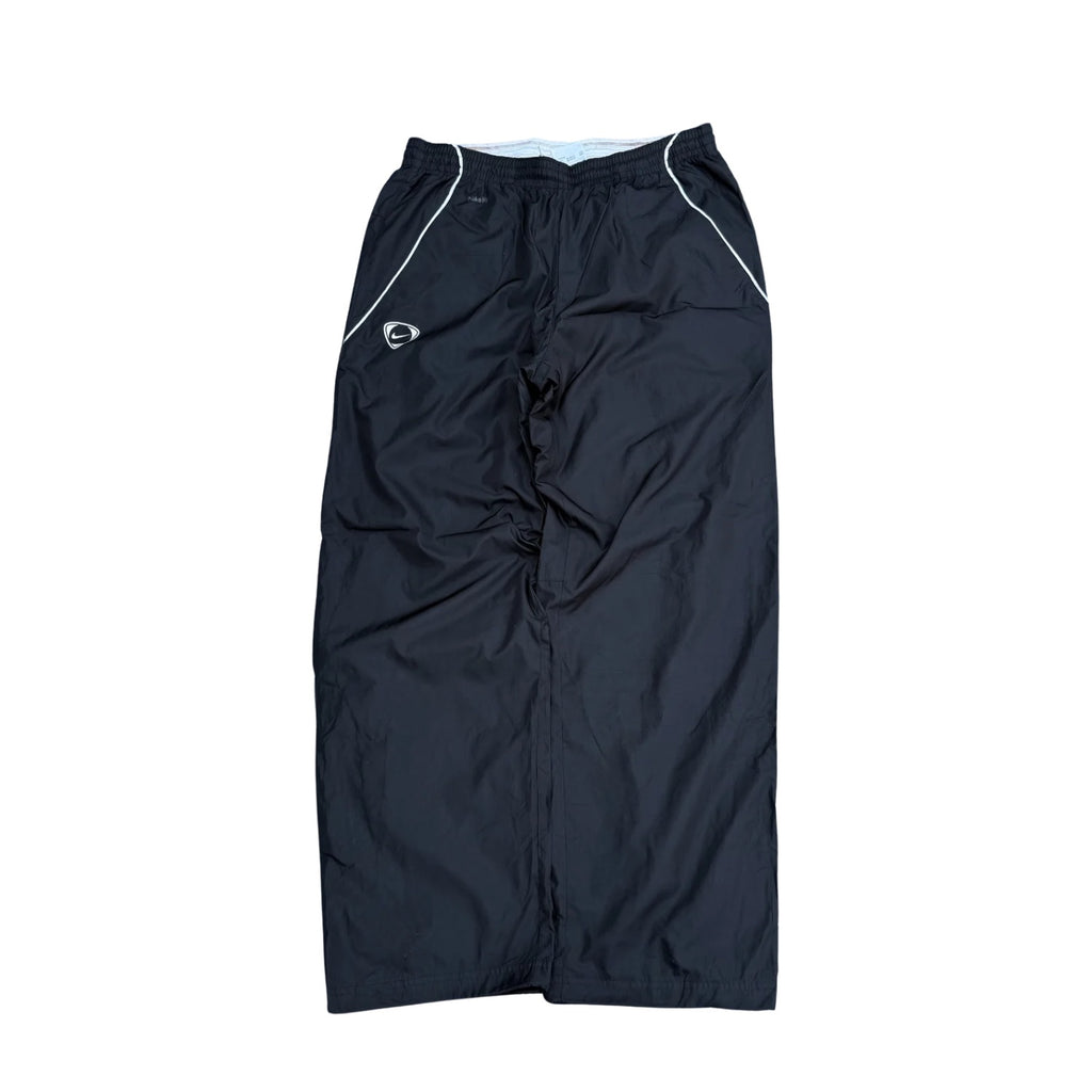 NIKE (285)