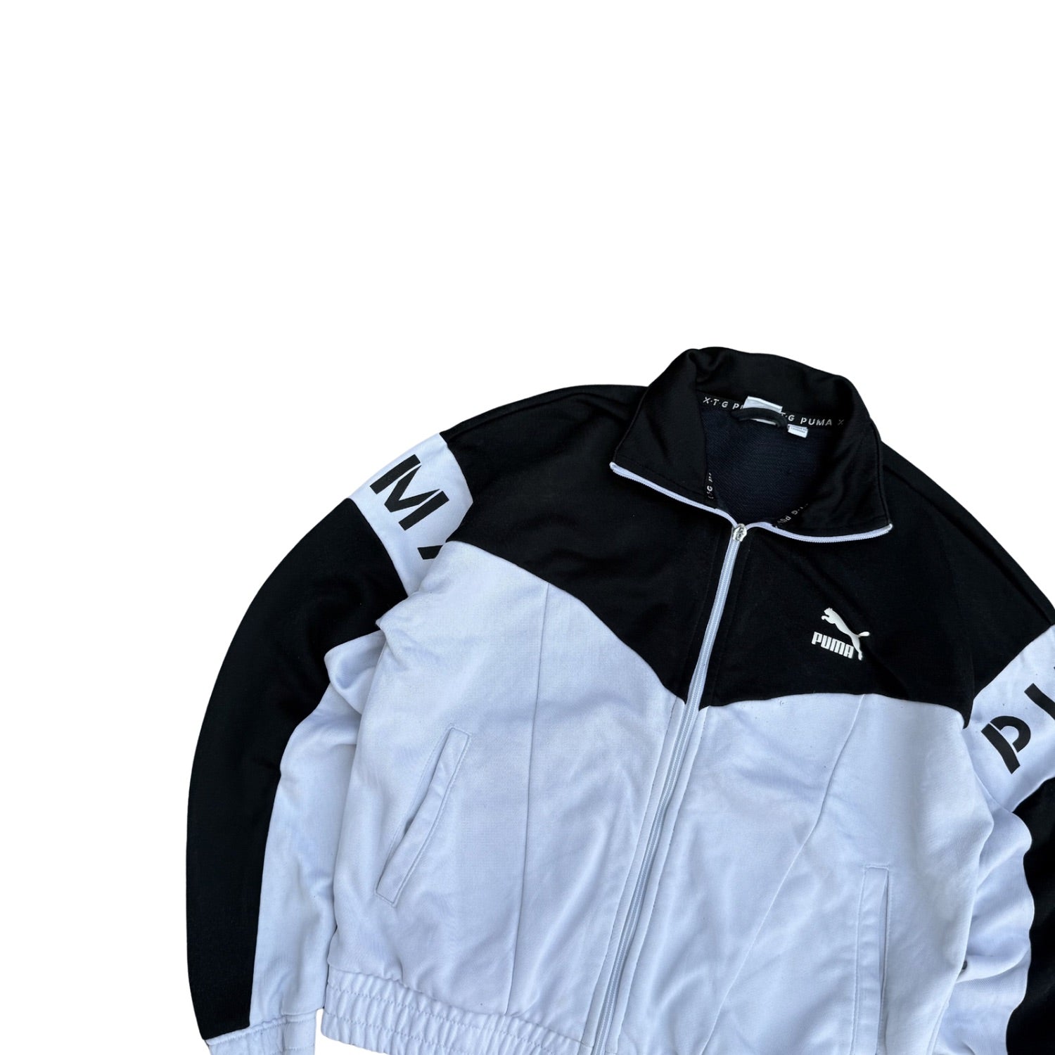 PUMA ZIPPER FOR GIRLS (SIZE -XS )