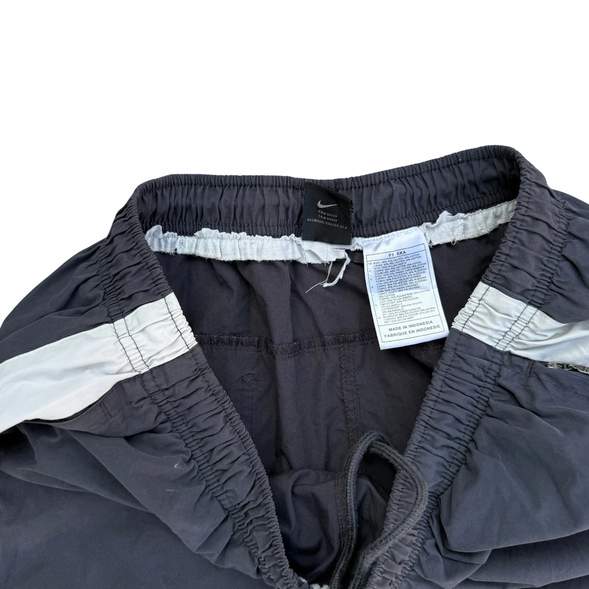 VINTAGE NIKE (422)