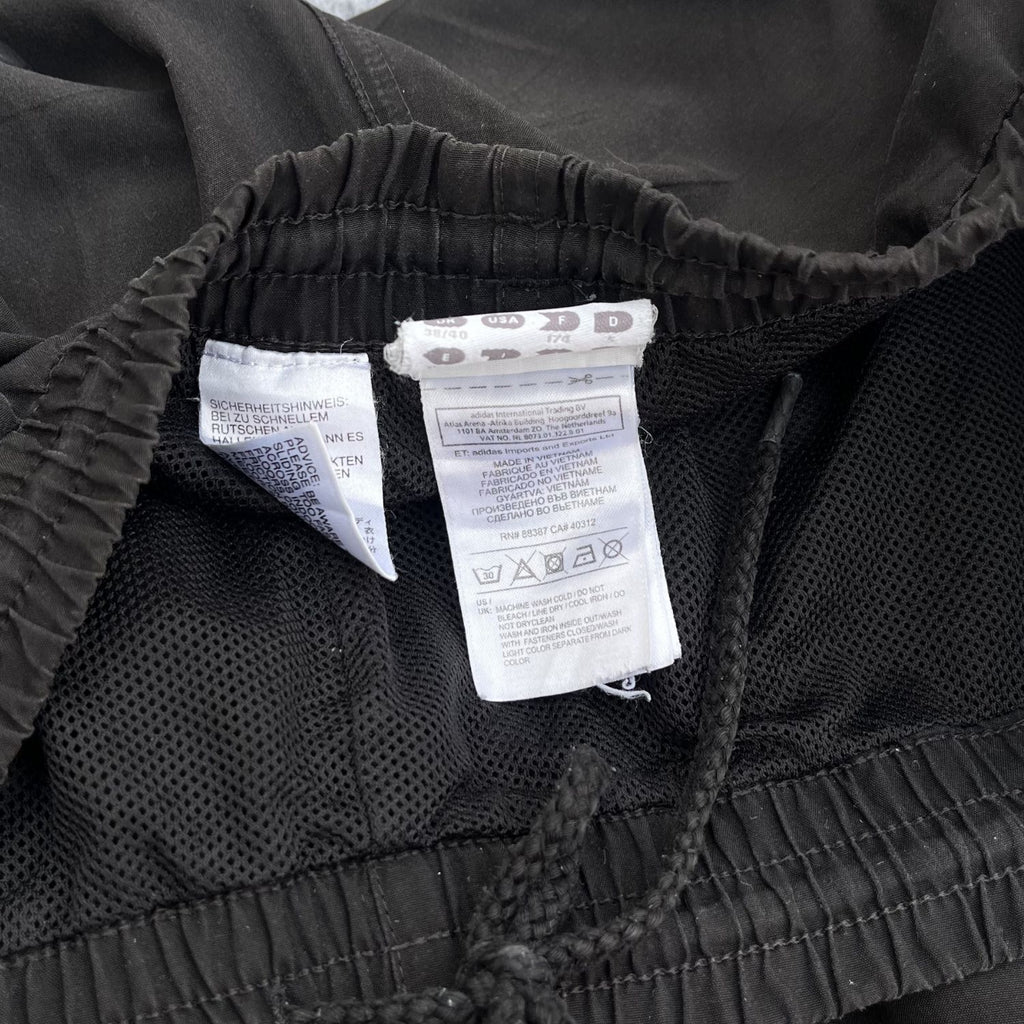 ADIDAS JOGGER (273)