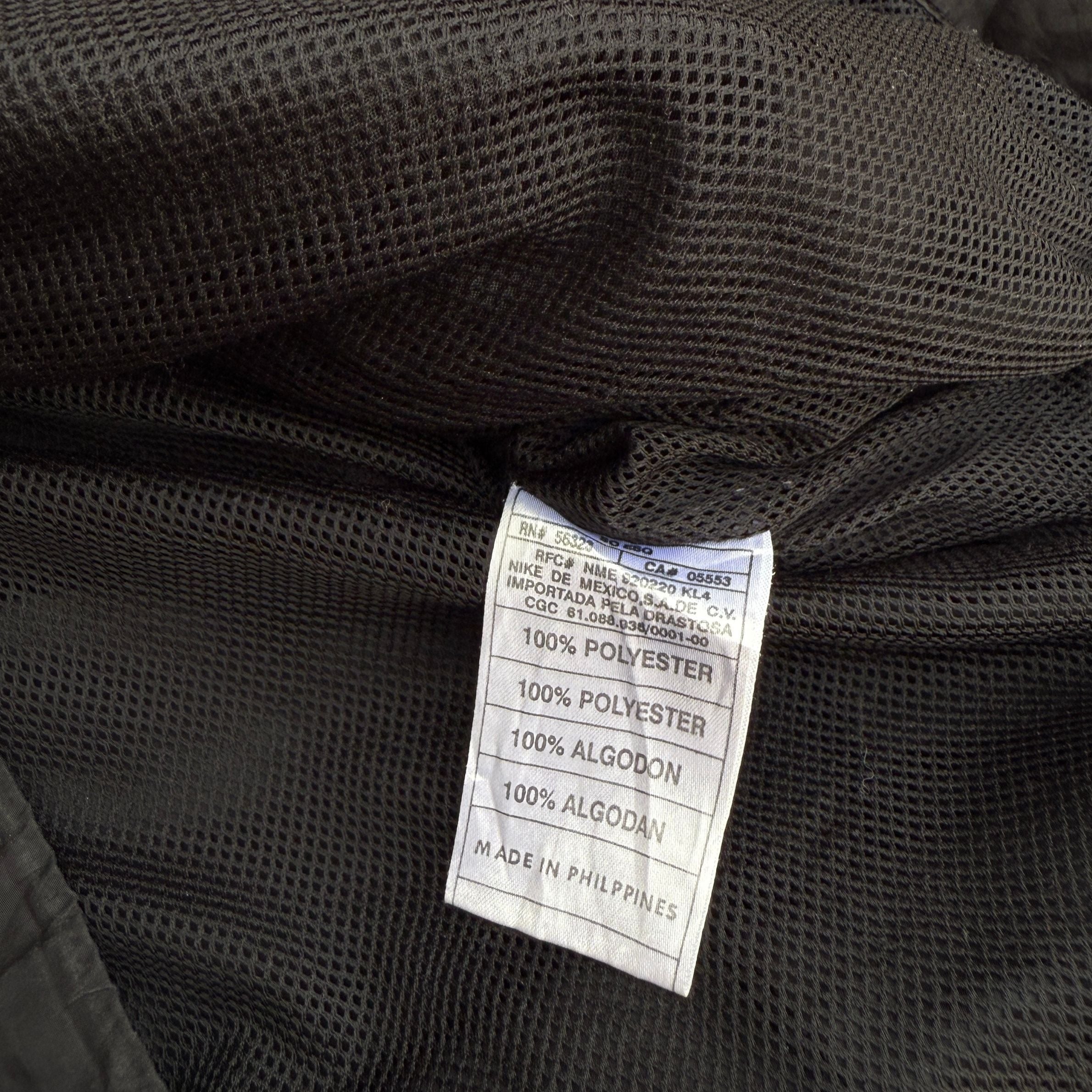 VINTAGE NIKE (230)