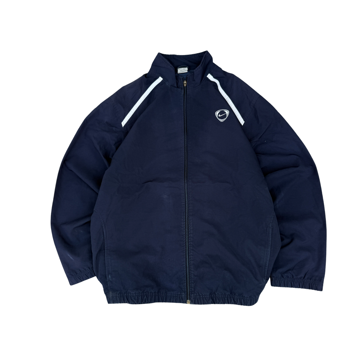 NIKE (785)