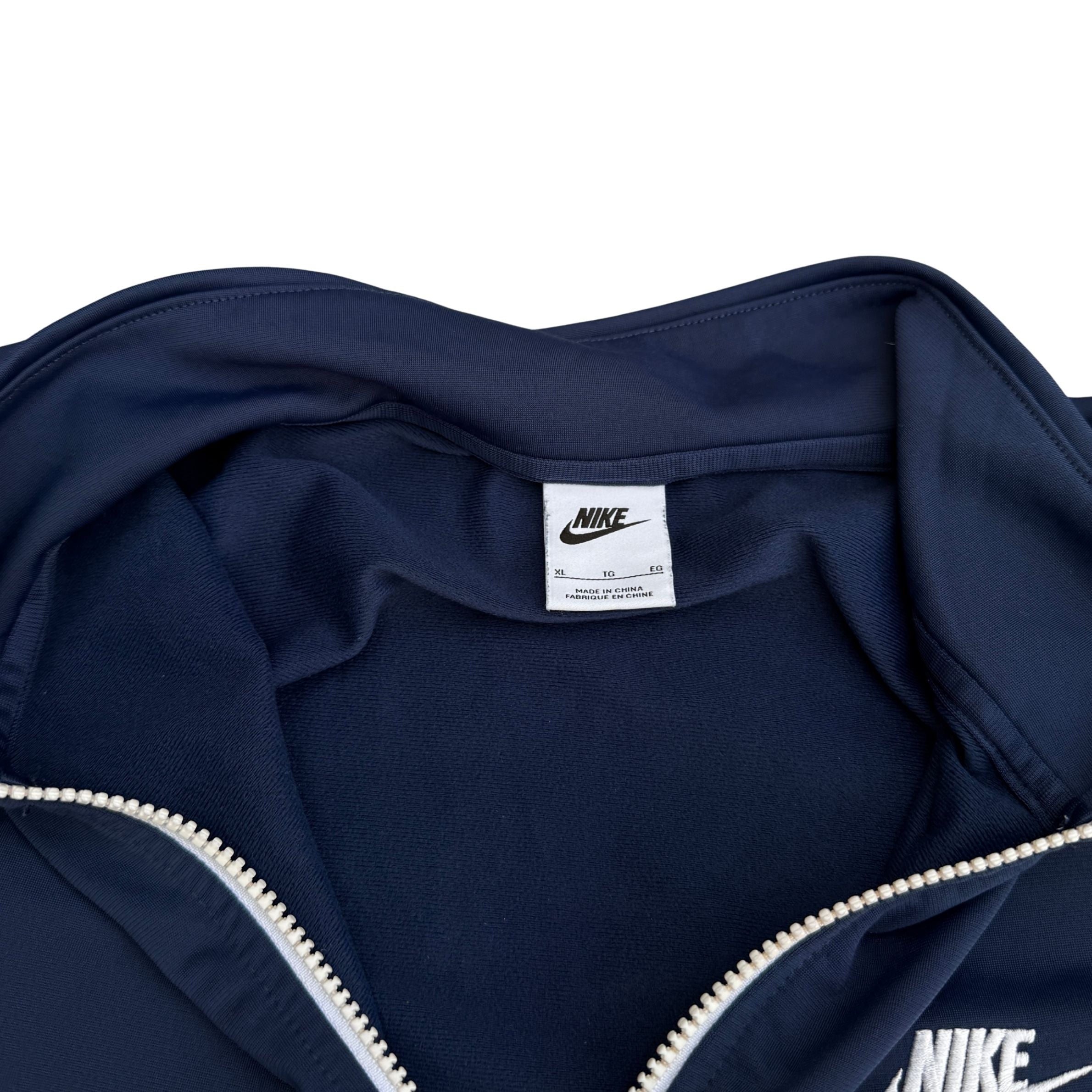 NIKE ZIPPER (204)
